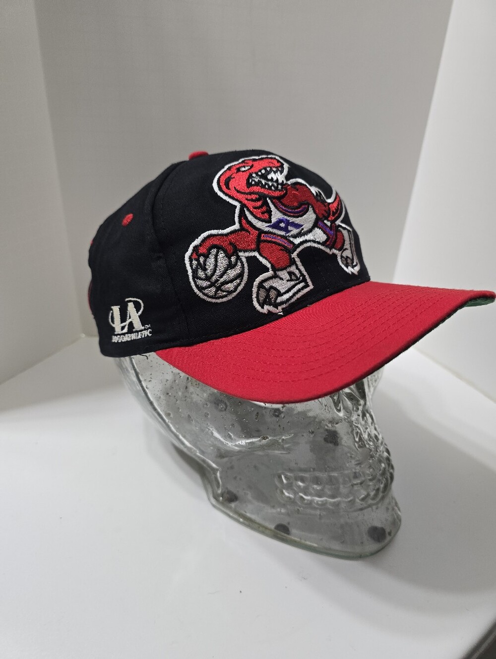 Vintage 90's black and red Logo Athletic Toronto Raptors snapback hat
